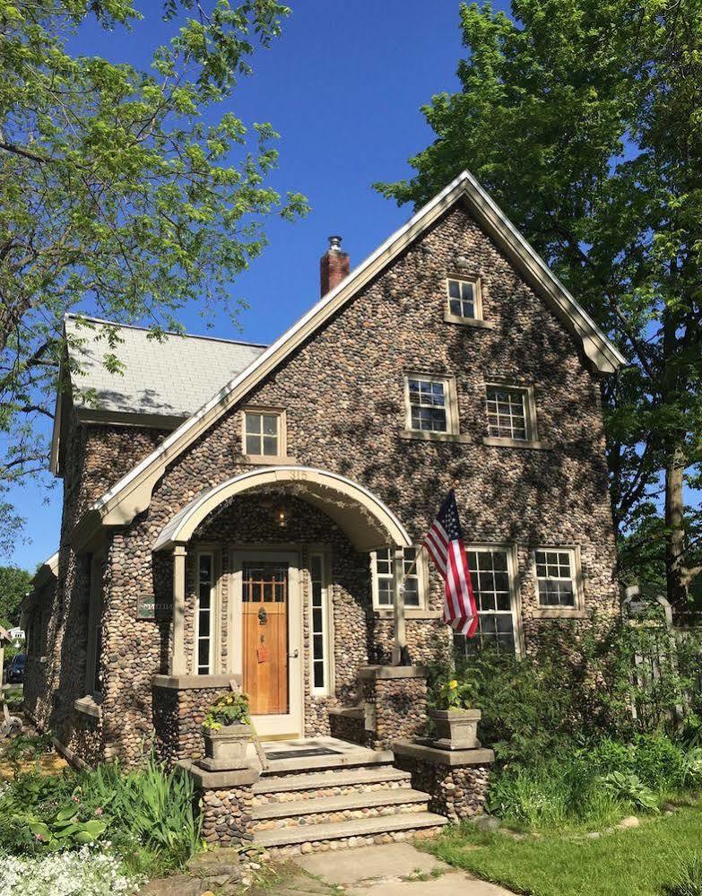 Aberdeen Stone Cottage B&B Traverse Stadt Exterior foto